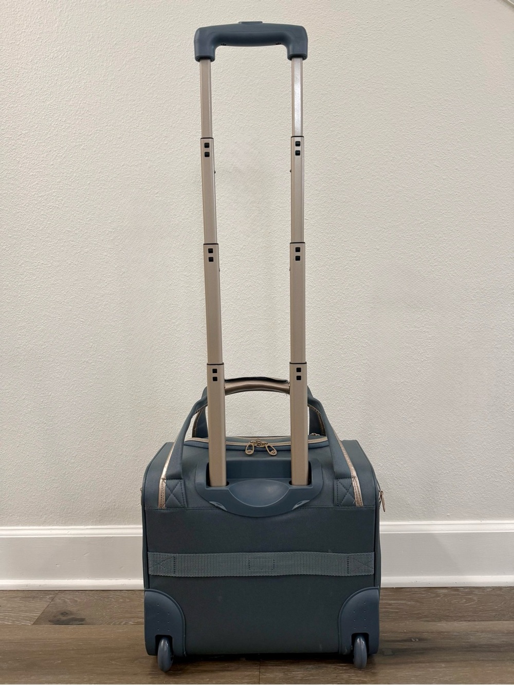 London Fog Under-the-Seat Carry-On Luggage  Bag Hartford II Collection Unisex - Picture 8 of 16